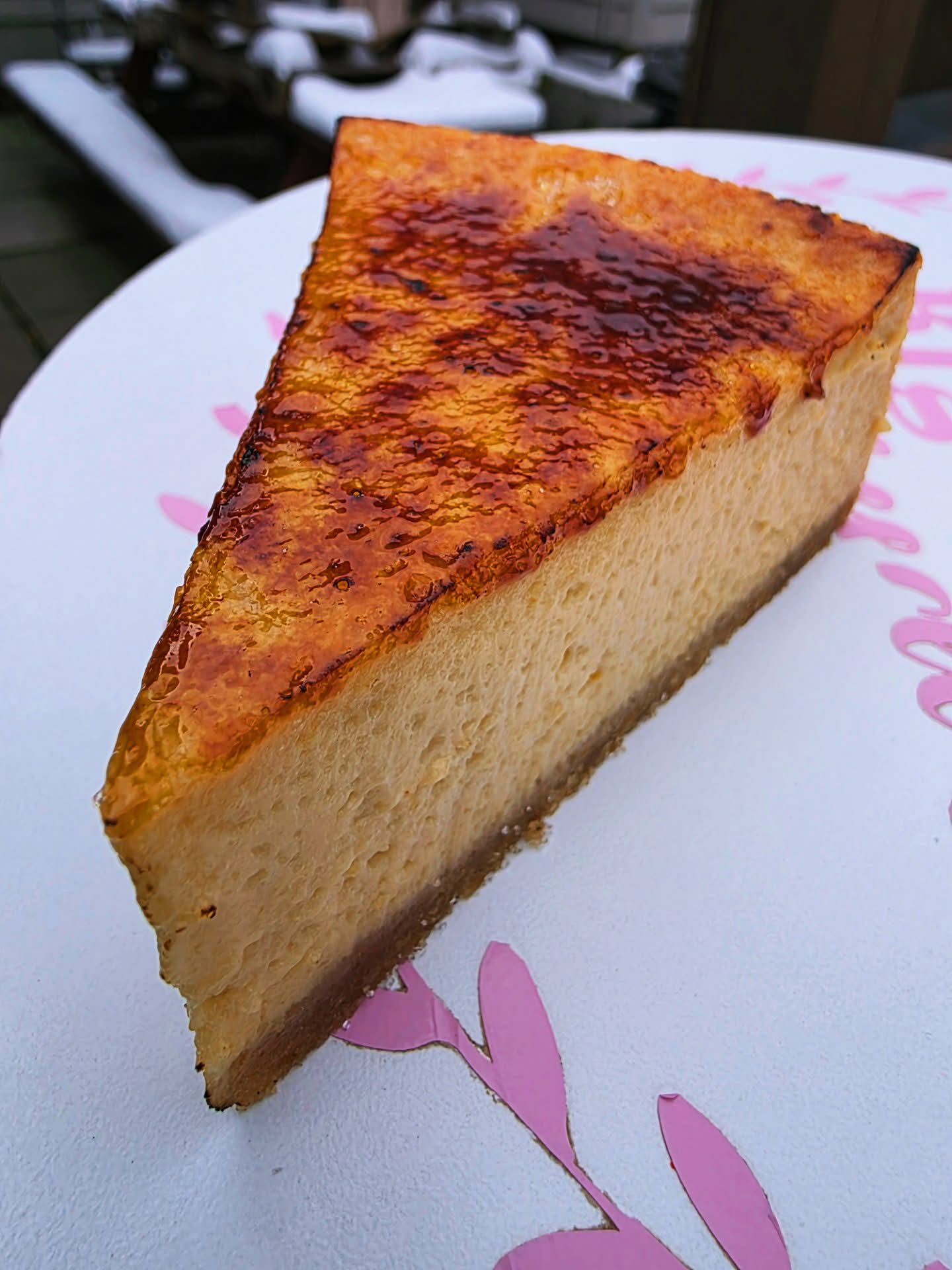 Caramel-Creme-Brulee-Cheesecake