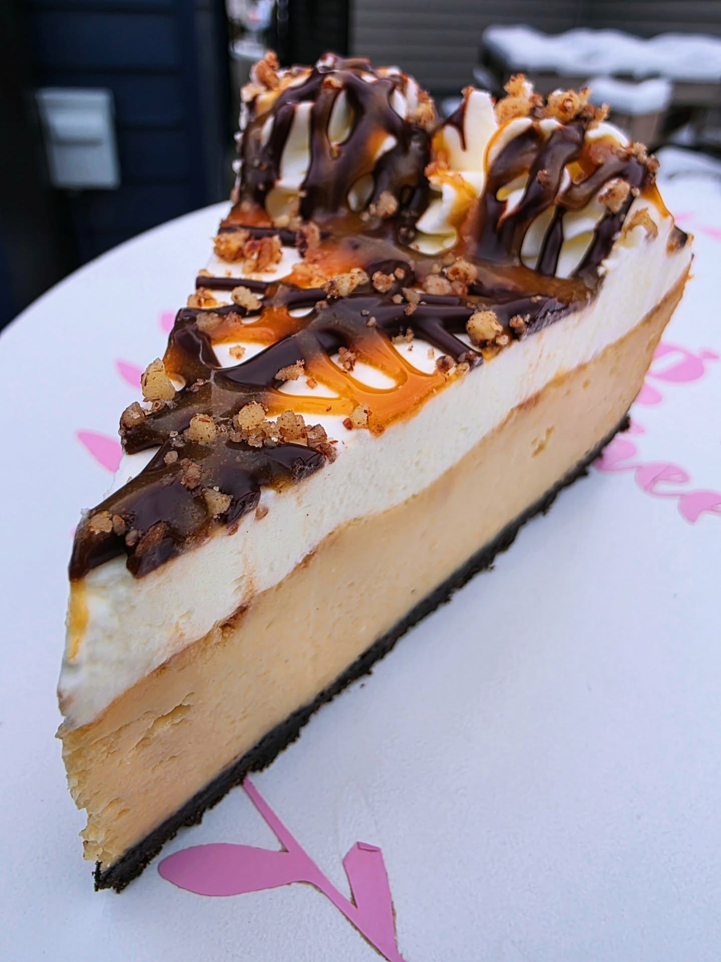 Caramel-Turtle-Cheesecake
