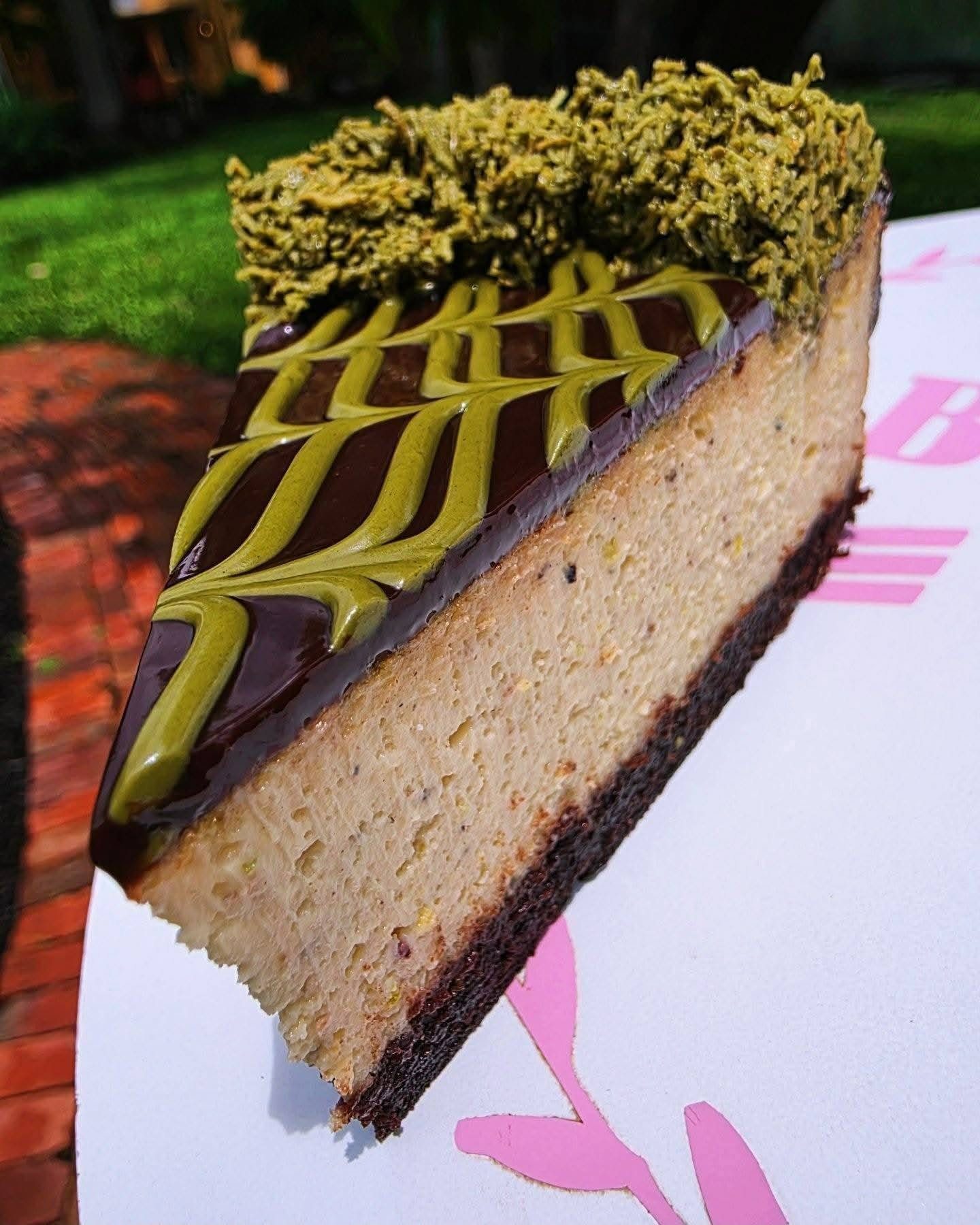 Choc-Dubai-Cheesecake-Brownie