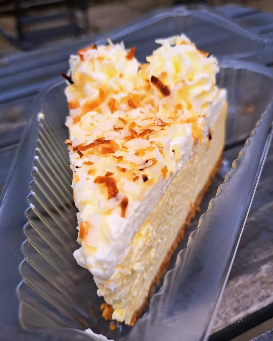 Coconut-Cream-Pie-Cheesecake