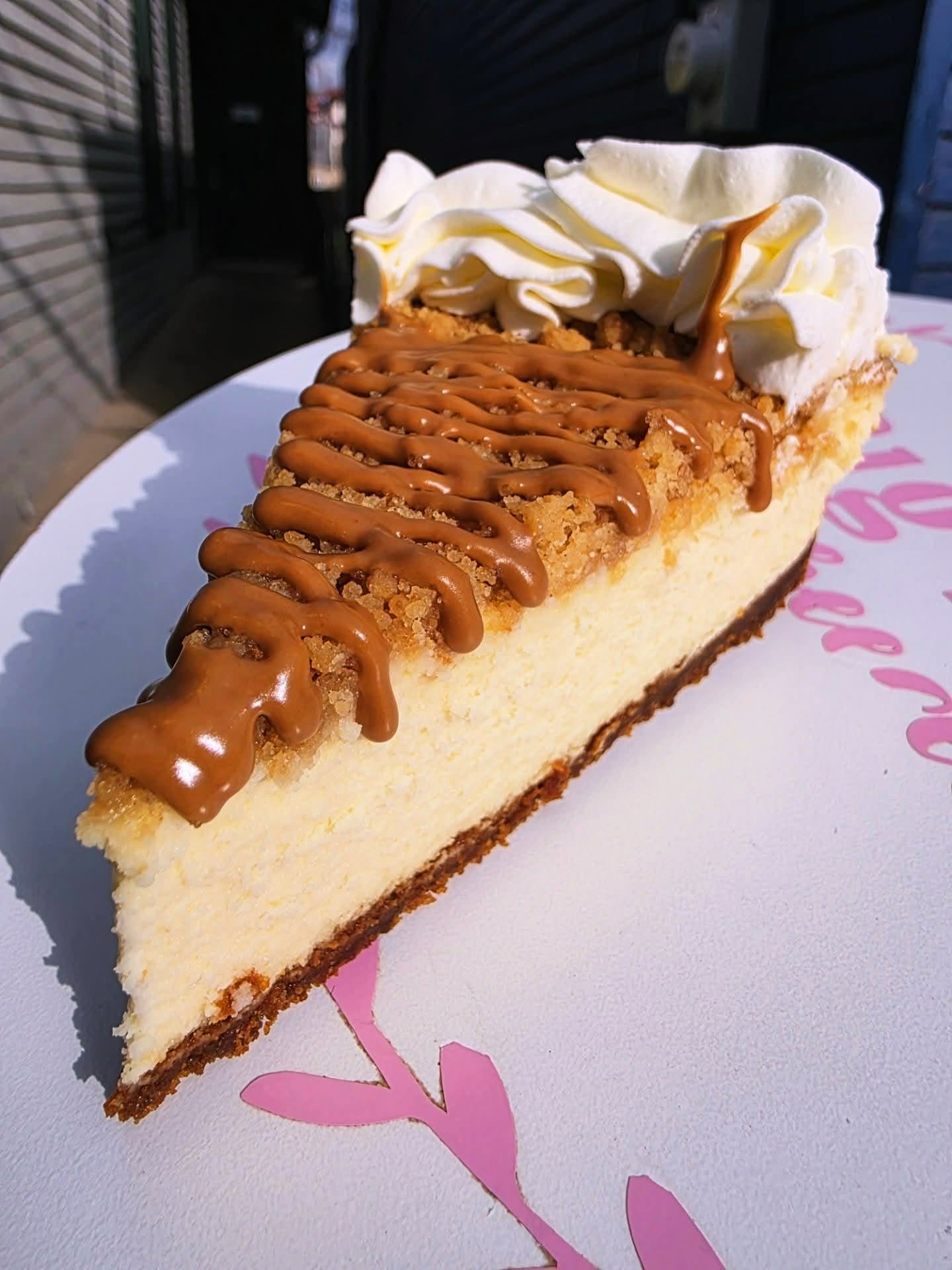 Cookie-Butter-Crumb-Cheesecake