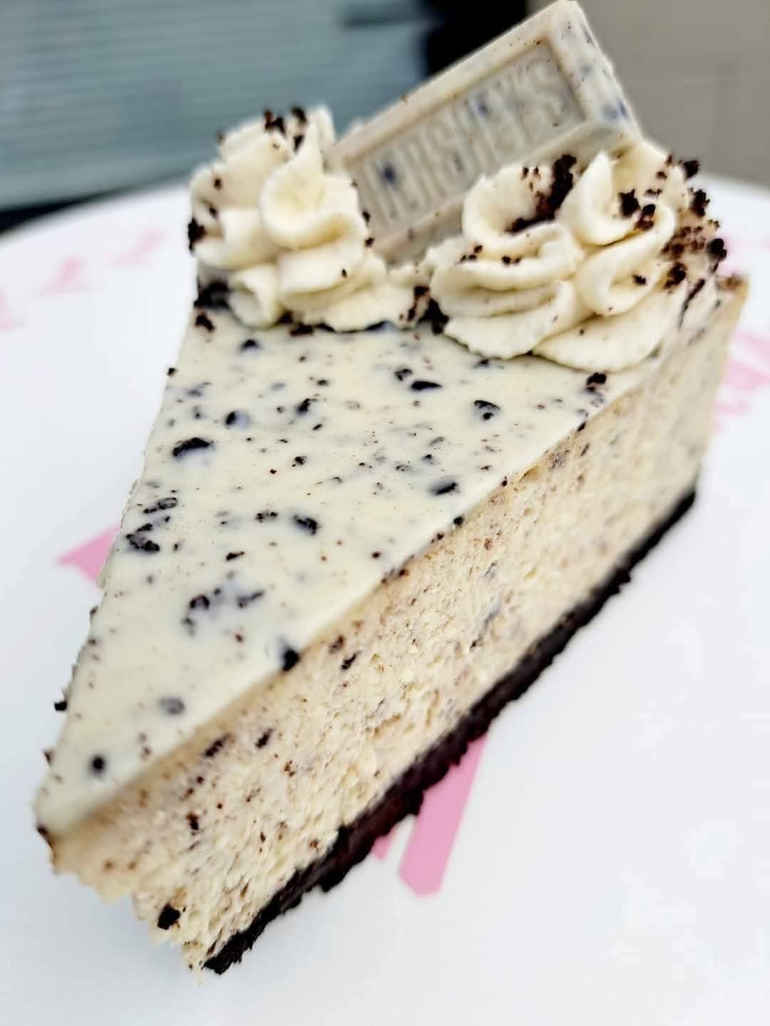 Cookies-N-Creme-Cheesecake