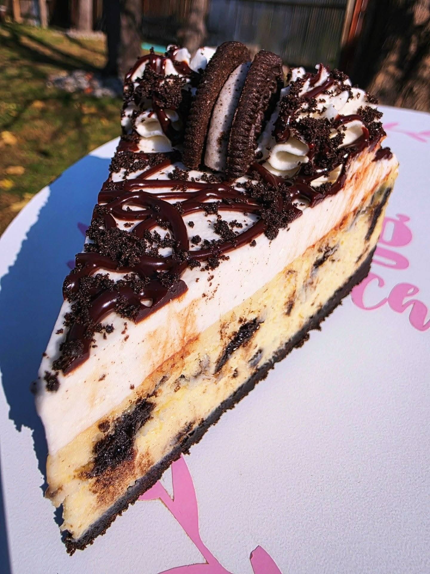 Loaded-Oreo-Cheesecake