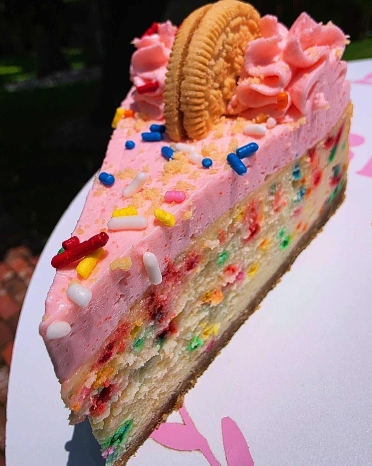 Strawberry-Bday-Cake-Cheesecake